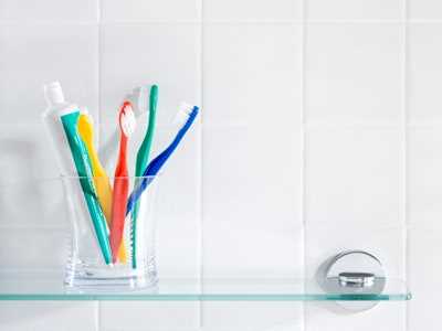 Is it gross to leave your toothbrush in the bathroom?